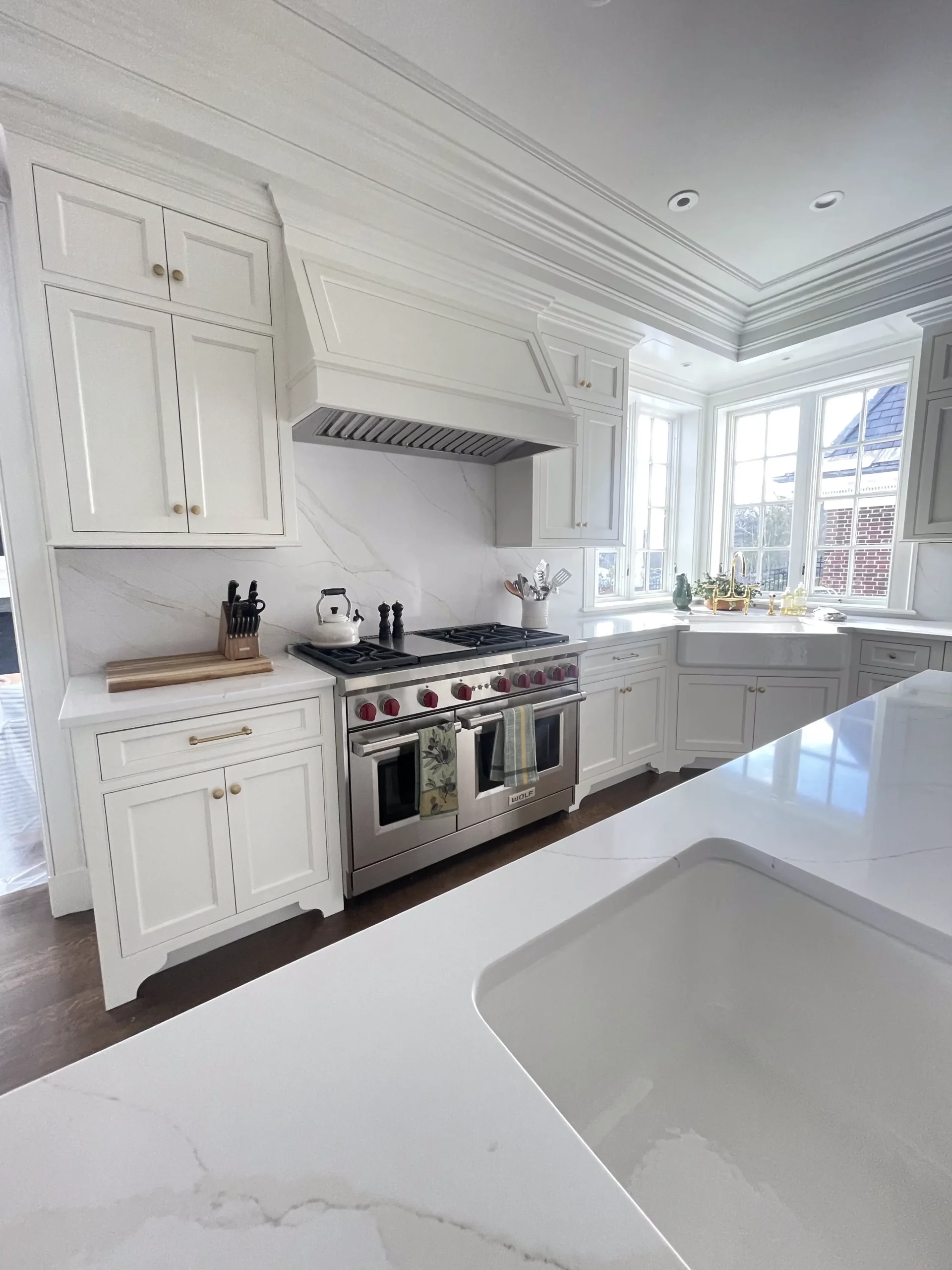 Cabinet Painting & Refinishing